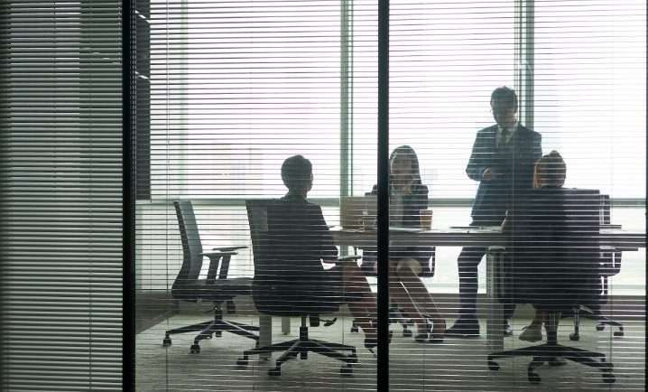 Lawyers conducting a collaborative divorce meeting session in Westchester County NY.